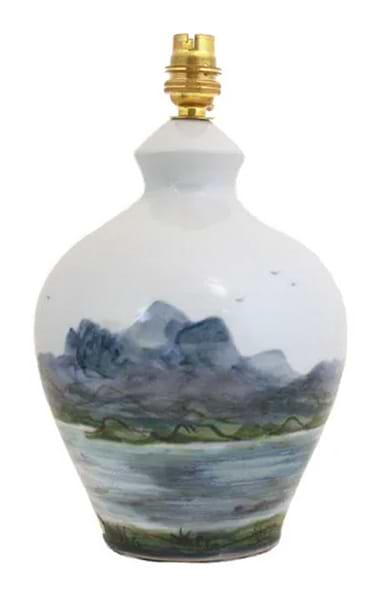 Highland Stoneware Medium Ginger Lamp