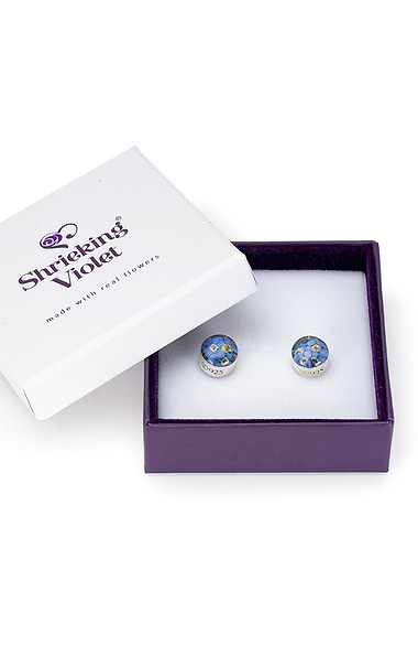Shrieking Violet Real Flower Round Stud Earrings