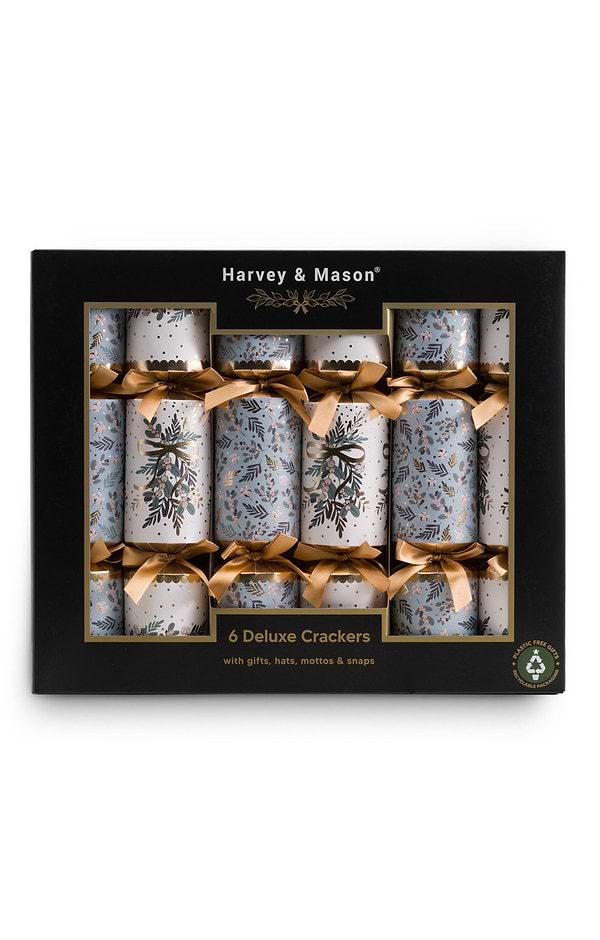 Six Deluxe Crackers