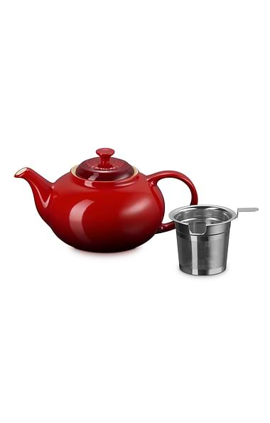 Le Creuset Classic Teapot and Infuser