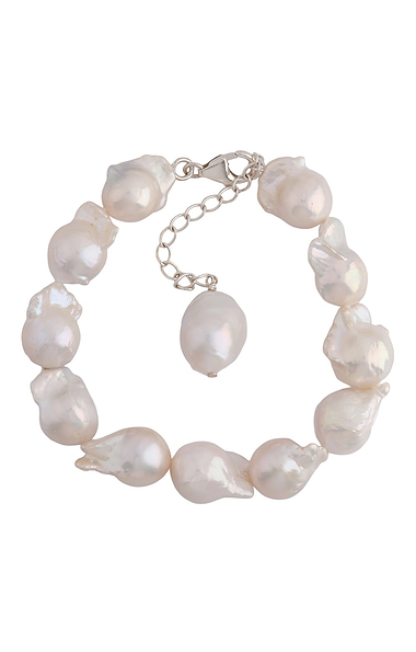Ladies White Baroque Pearl Bracelet