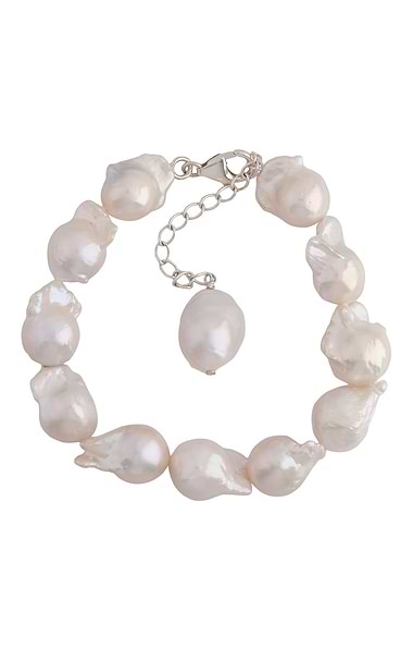 Ladies White Baroque Pearl Bracelet