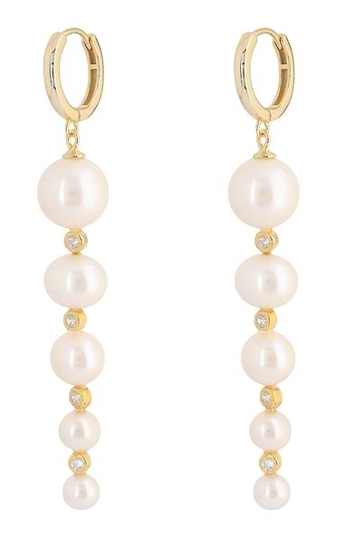 Ladies Long Contemporary Graduated Pearl Drop Earring