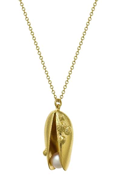 Ladies Alex Monroe Mussel & Pearl Necklace