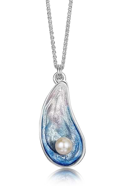 Sheila Fleet Medium Mussel Pendant