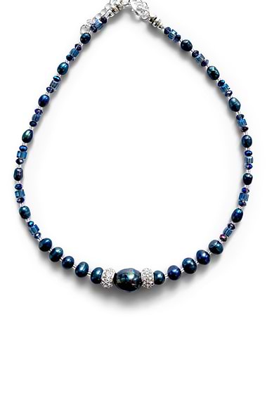 Ladies Freshwater Pearl Necklace