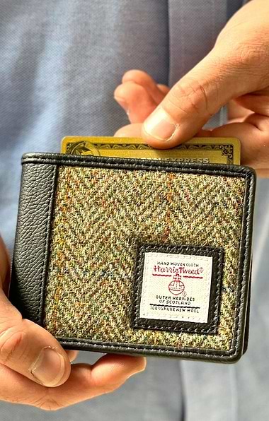Men's Harris Tweed® Bifold Wallet
