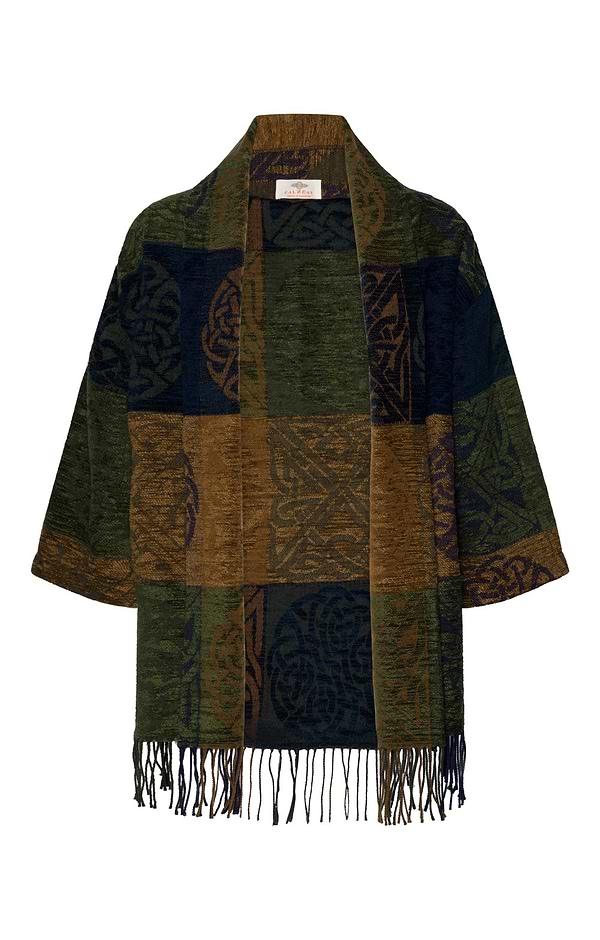 Ladies Calzeat of Scotland Shawl Collar Wrap