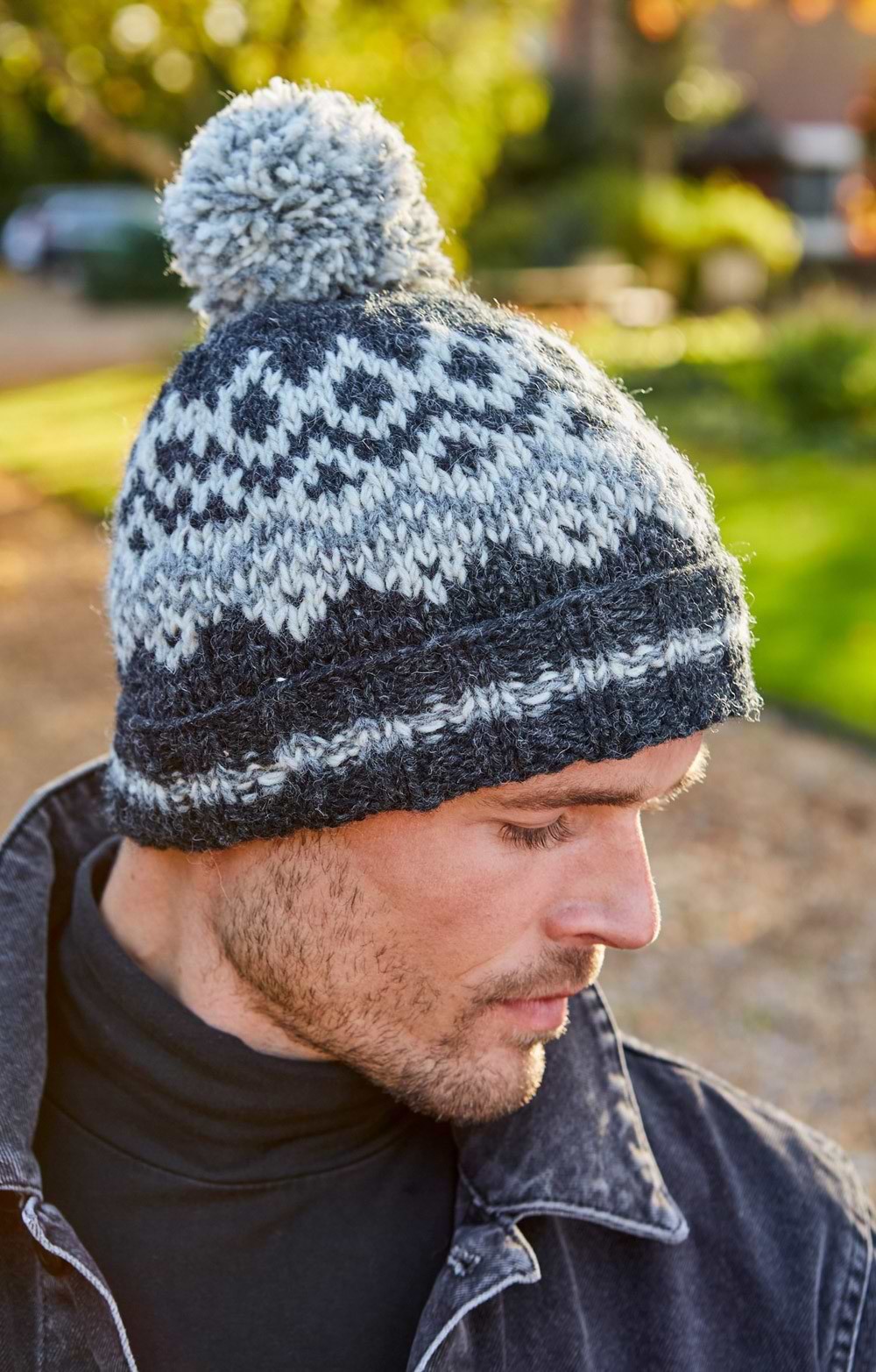 Mens Pachamama Jorvik Bobble Beanie, Grey House of Bruar