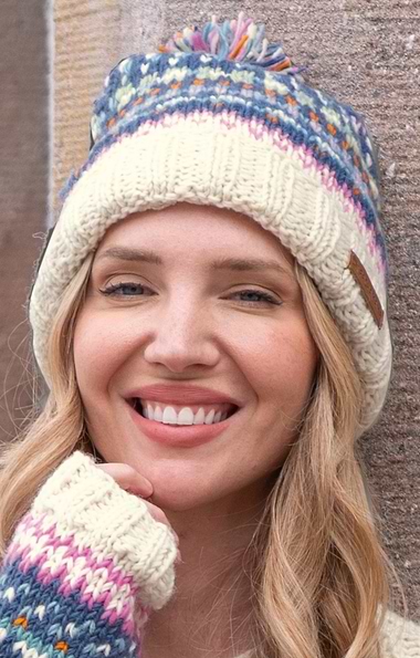 Ladies Alaska Roll Back Bobble Beanie