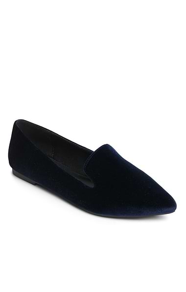 Ladies Velvet Pointed Moccasin