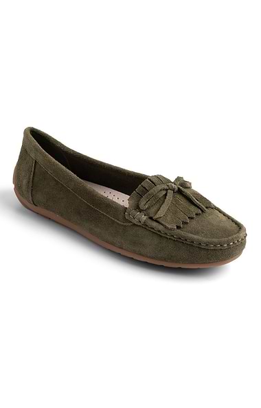 Ladies Suede Fringe Moccasins