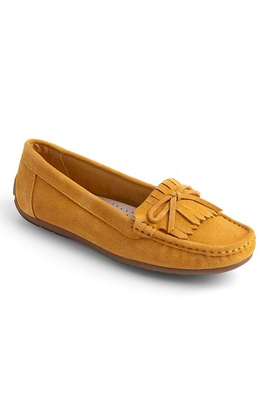 Ladies Suede Fringe Moccasins