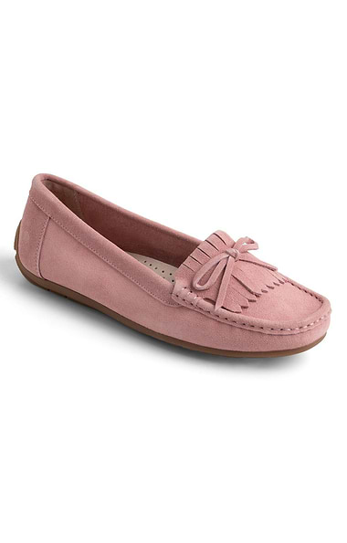 Ladies Suede Fringe Moccasins