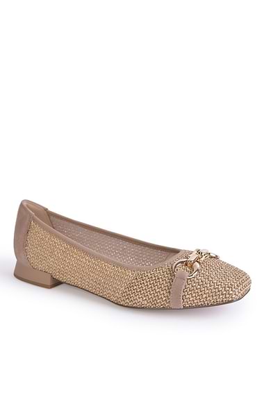 Ladies Basket Weave Buckle Shoe