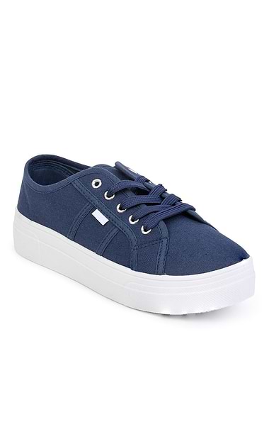 Ladies Montclair Canvas Trainer
