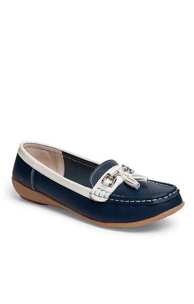Ladies Two-Tone Moccasin