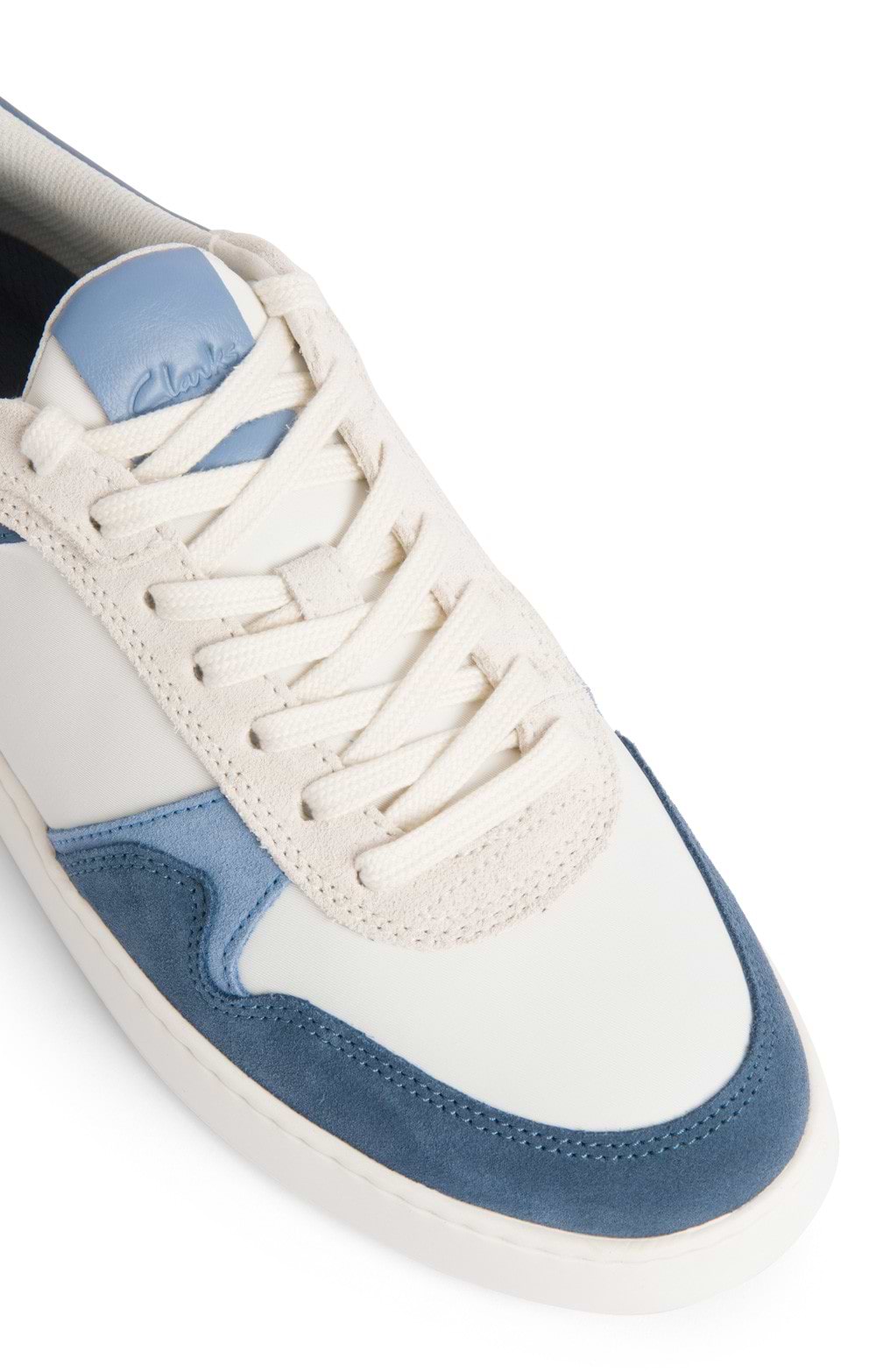 Clarks Courtlite Race Sneaker Für Herren – Leicht, Bequem, Wildleder-Design