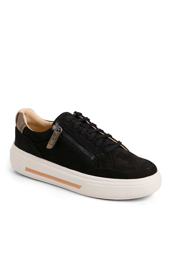 Ladies Clarks Hollyhock Zip Trainer