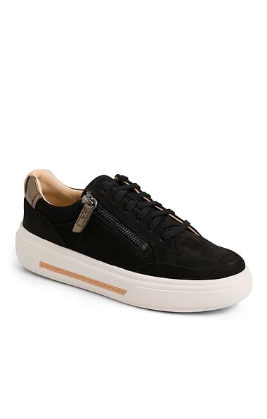 Ladies Clarks Hollyhock Zip Trainer