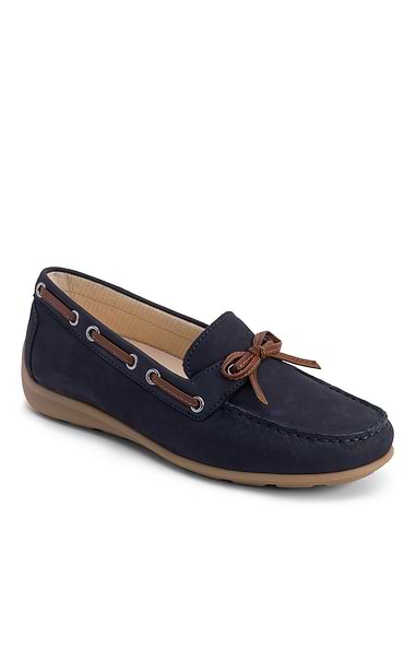 Ladies Gabor Evie Leather Boat Shoe Style Loafer