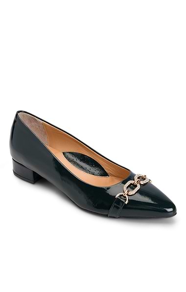 Ladies Pointy Patent Pump