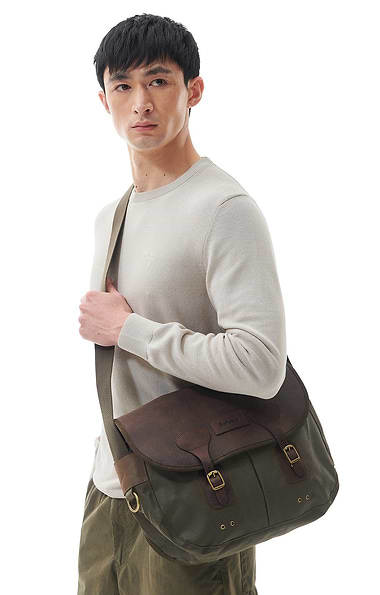 Men's Barbour Wax Leather Tarras Bag