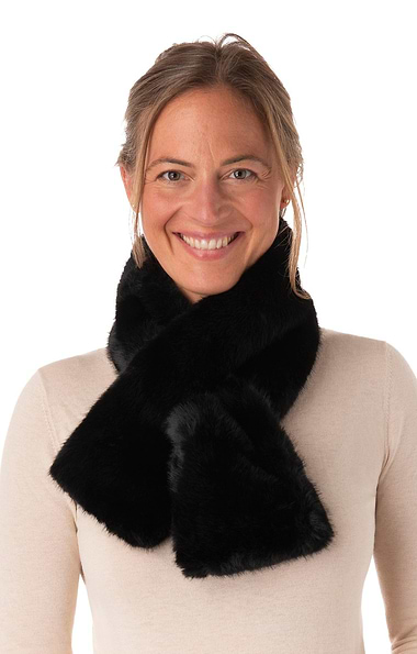 Ladies Franchetti Bond Faux Fur Scarf