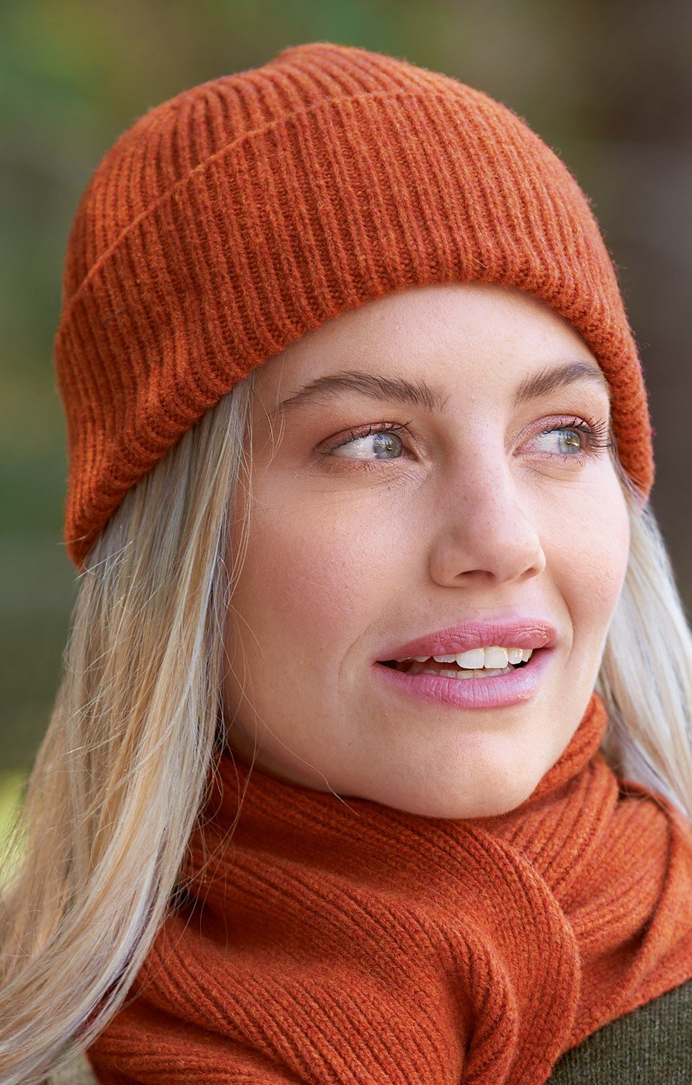 Robert Mackie Lambswool Ribbed Beanie Hat