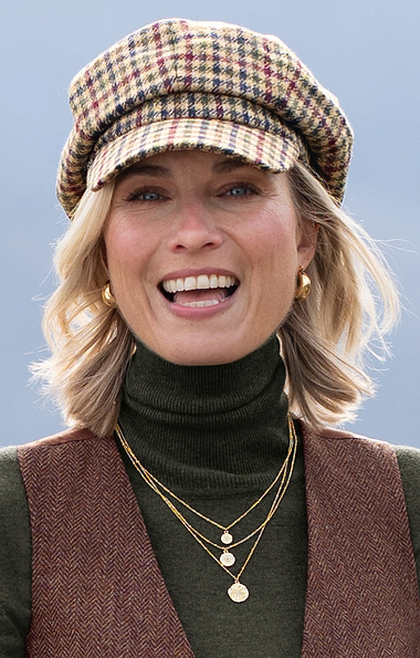 Ladies Tweed 8 Piece Hat