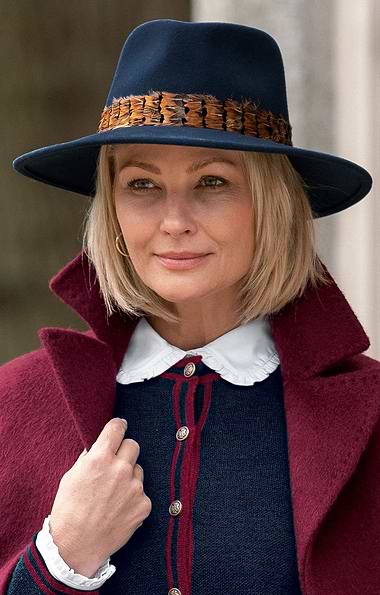 Ladies Feather Band Felt Fedora
