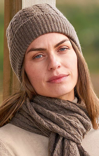 Ladies 3-Ply Cashmere Cable Hat
