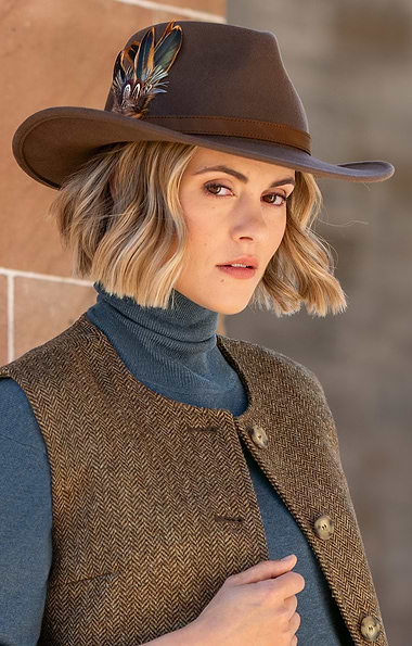 Ladies Western Feather Hat