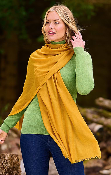 Ladies Fine Cashmere Wrap