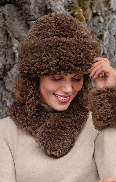Ladies Vintage Faux Fur Collar