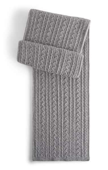 Ladies Cable Knit Scarf