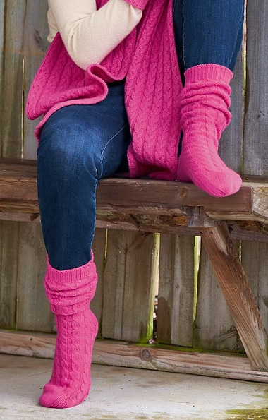 Ladies 3-Ply Cashmere Cable Bed Socks
