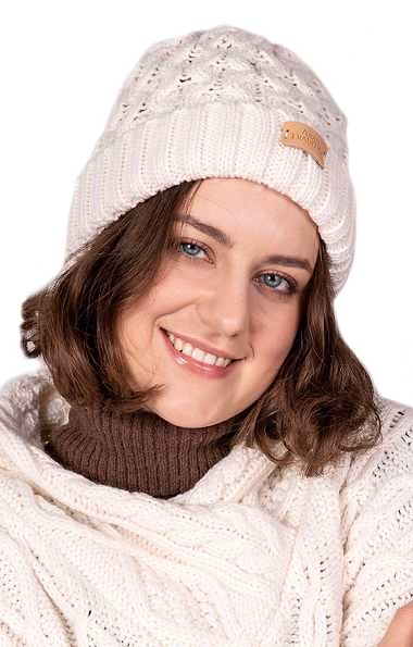 Ladies Cable Knit Beanie