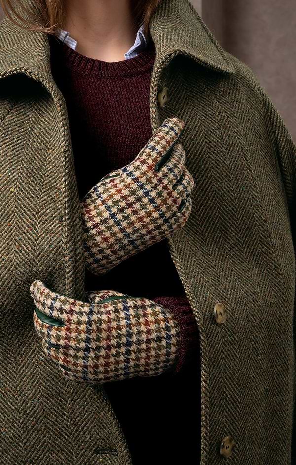 Ladies Harris Tweed® and Leather Gloves