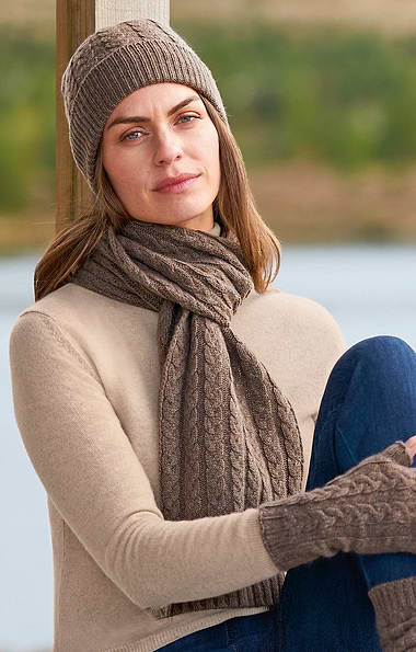 Ladies Cashmere Cable Scarf