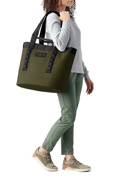 YETI Camino Carryall 35 2.0