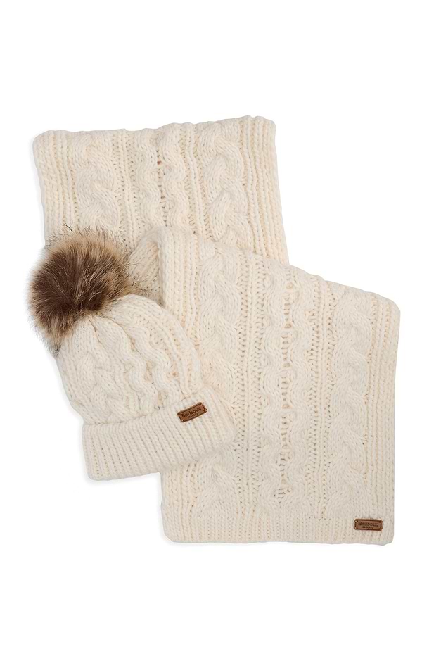 Ladies Barbour Penshaw Cable Knit Beanie and Scarf Gift Set