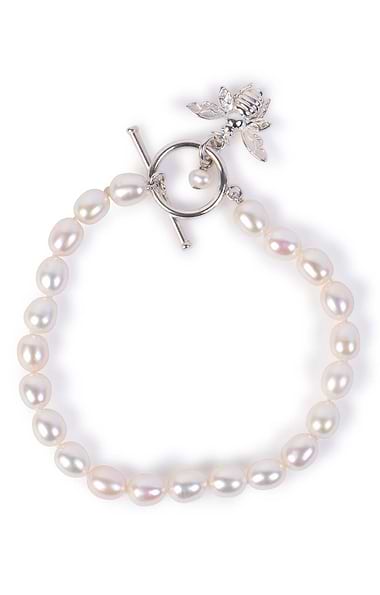 Pearls of the Orient Pearl and Bee Bracelet