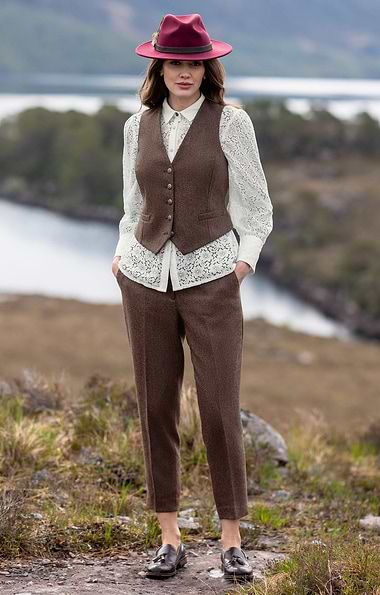 Ladies Tweed Cropped Trousers