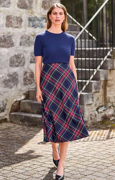 Ladies Plaid Bias Skirt
