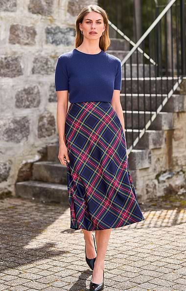 Ladies Plaid Bias Skirt