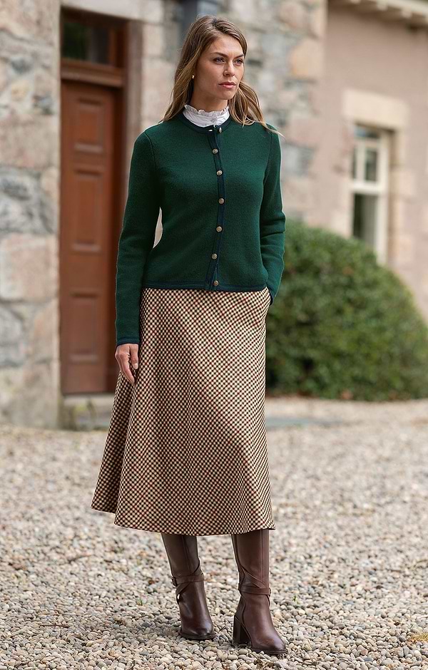 Ladies Plaid Swing Skirt