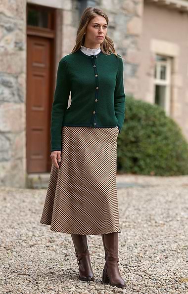 Ladies Plaid Swing Skirt