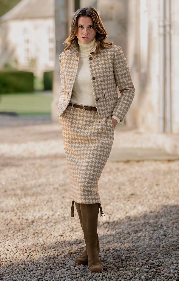 Ladies Tailored Houndstooth Skirt