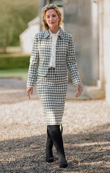 Ladies Tailored Houndstooth Skirt
